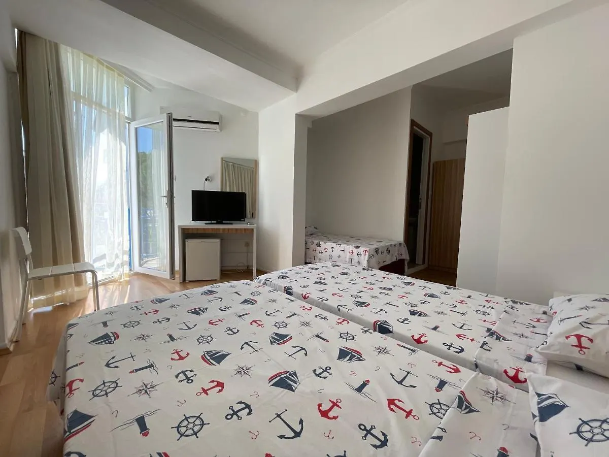פאטהיה Hotel Status