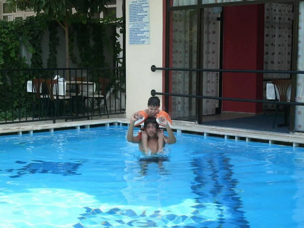 Hotel Status Fethiye 2*,