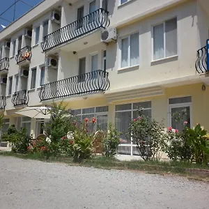ozgur-hotel-fethiye.turkeyfethiyehotels.com/